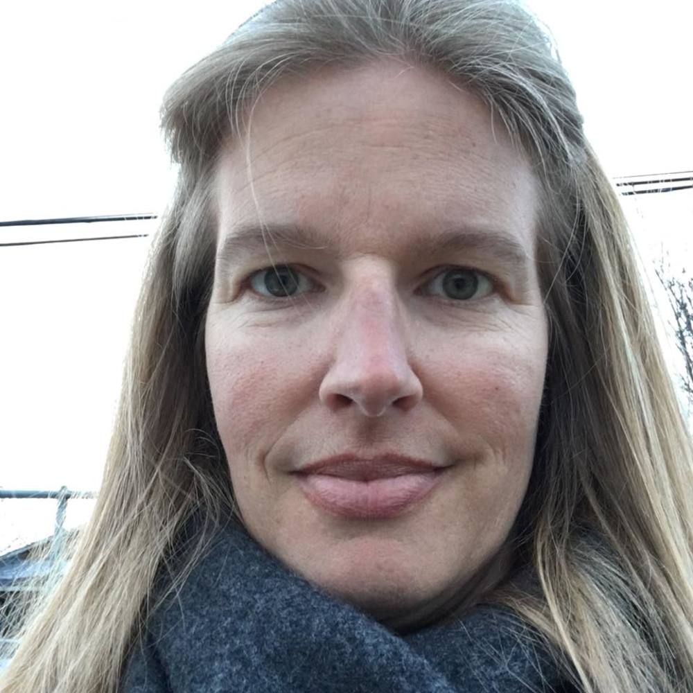 Meet your Posher, Brooke